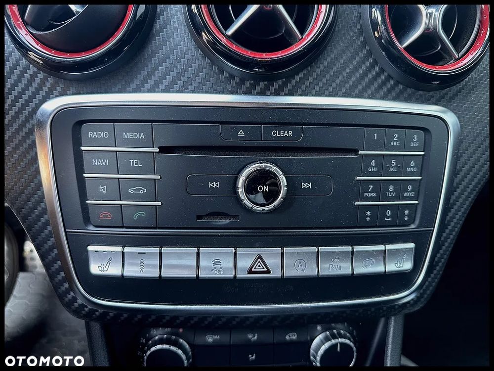 Mercedes-Benz Klasa A 45 AMG 4-Matic - 27