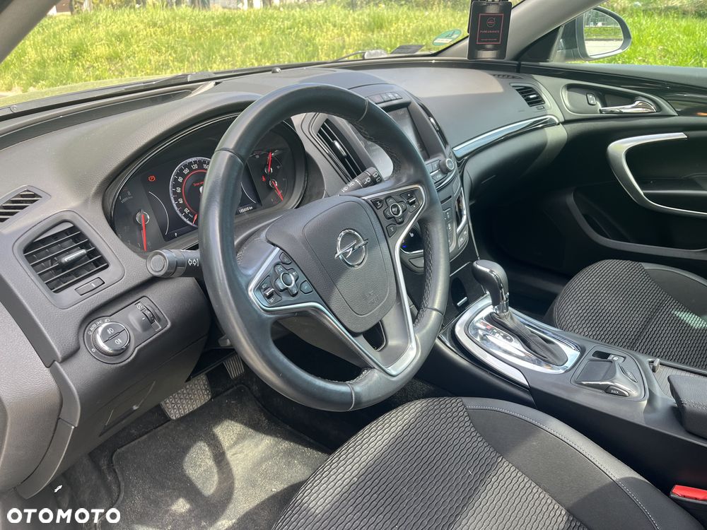 Opel Insignia 1.6 SIDI Turbo - 2