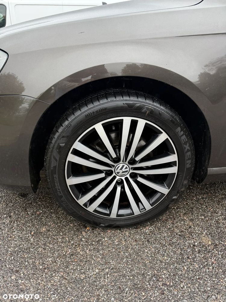 Volkswagen Passat 1.4 TSI BMT Comfortline - 8