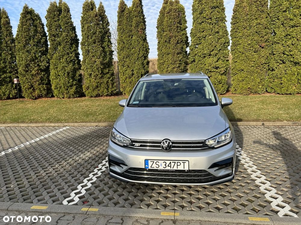 Volkswagen Touran - 4