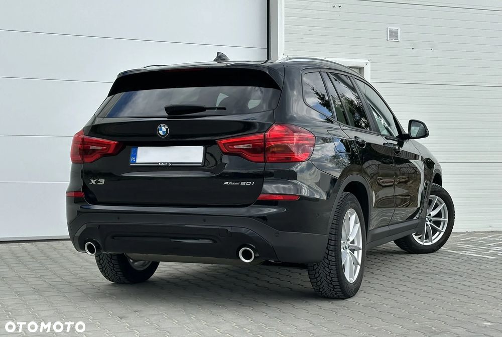 BMW X3 xDrive20i sport - 3