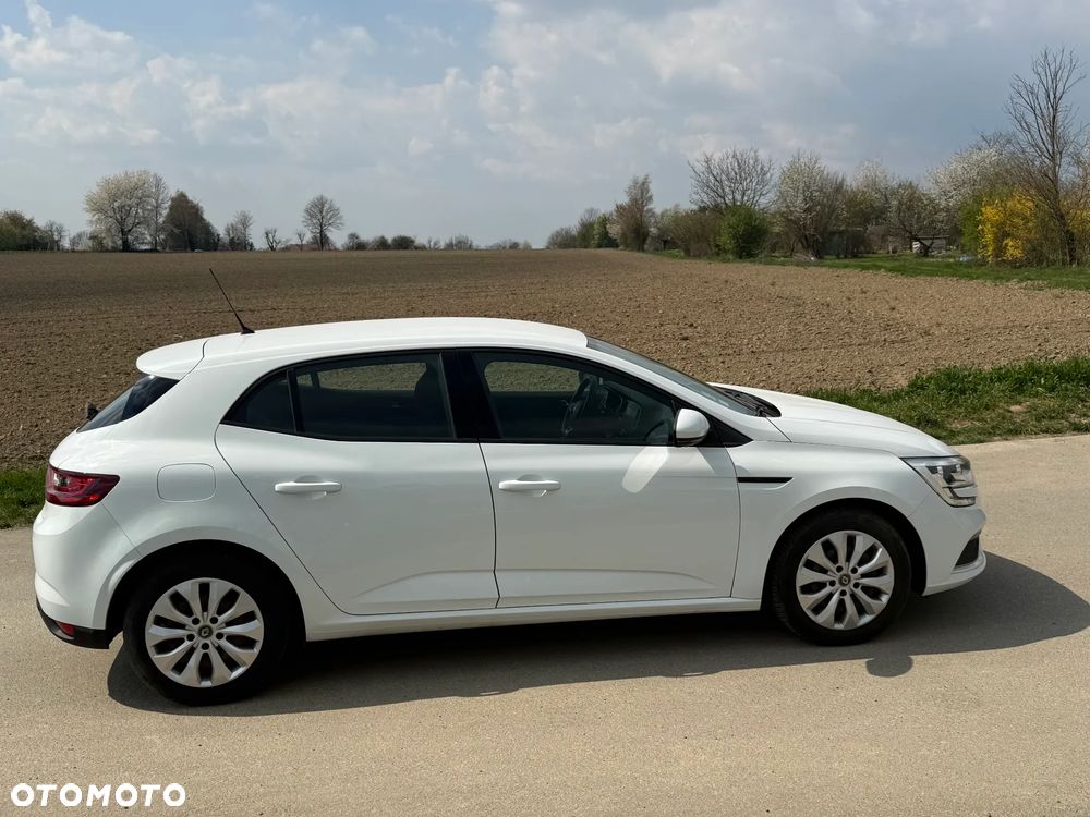 Renault Megane 1.5 Blue dCi Intens - 7