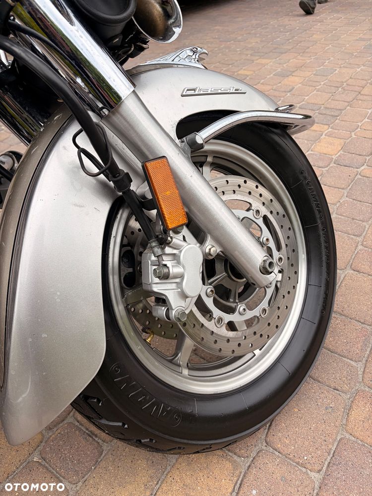 Yamaha XVS - 11