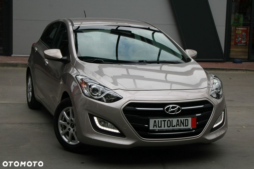 Hyundai i30 1.4 Family+ - 17