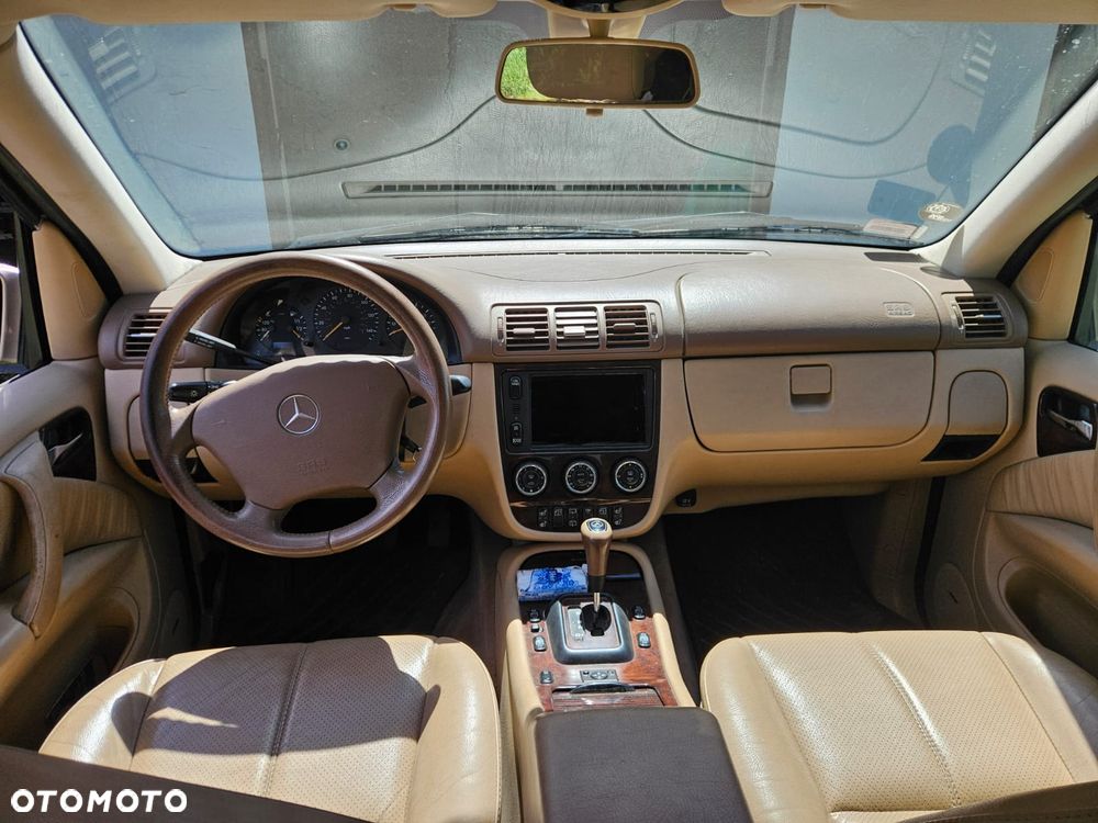 Mercedes-Benz ML 320 - 8