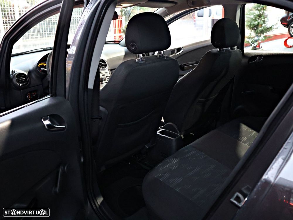 Opel Corsa 1.2 Enjoy - 27