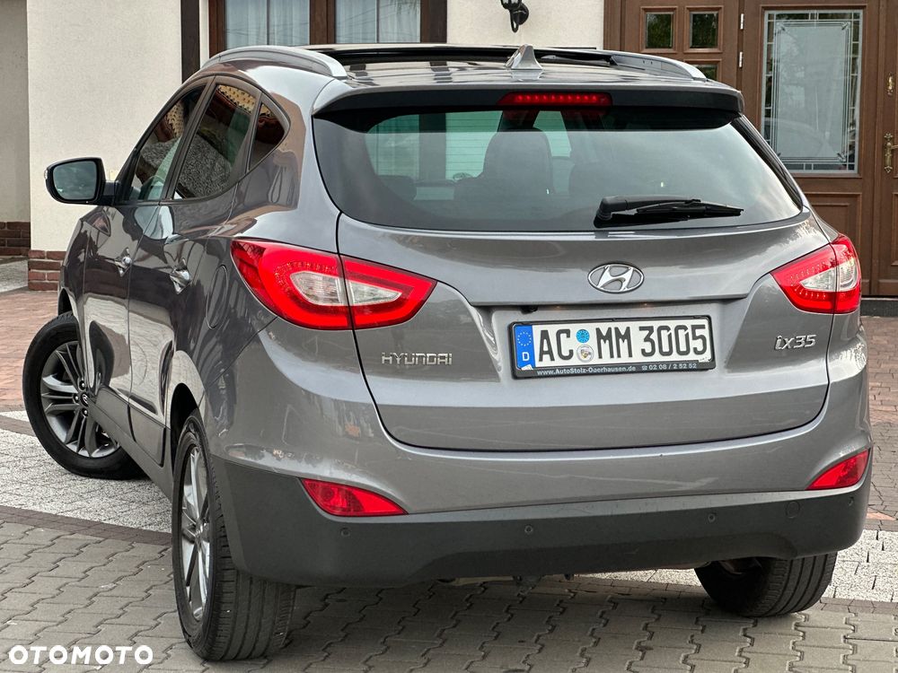 Hyundai ix35 1.6 2WD Fifa World Cup Edition - 12