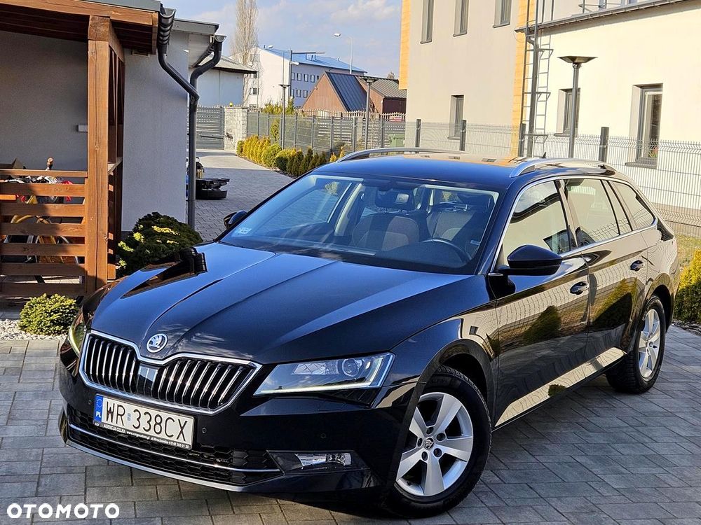 Skoda Superb 2.0 TDI Style - 2