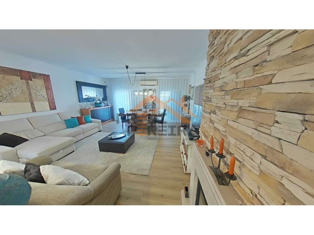 Reservado!
Exclusivo Predipereira | 
Moradia T3 com jacuzzi, terr... - Grande imagem: 4/49