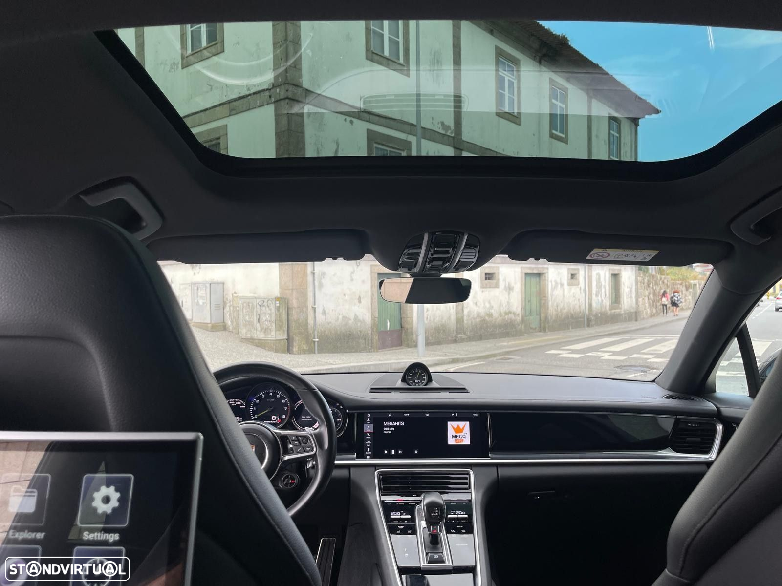 Porsche Panamera Sport Turismo 4 E-Hybrid - 16