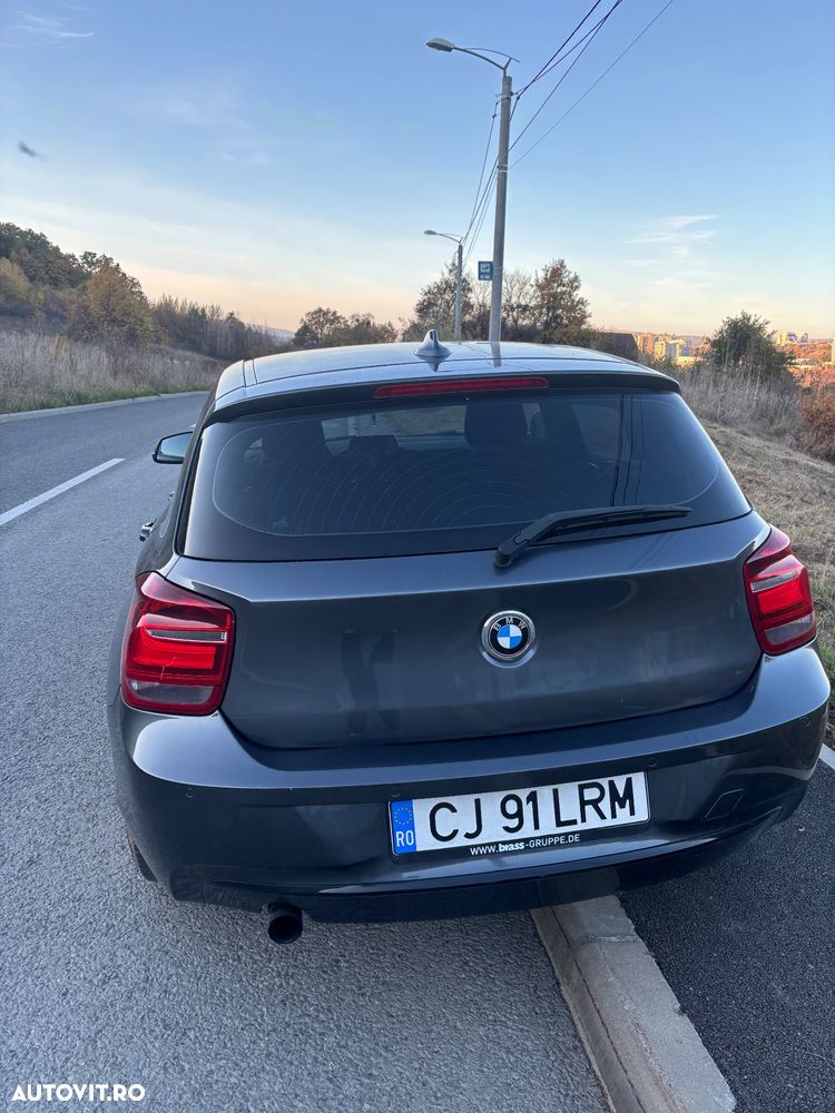 BMW Seria 1 116i - 4