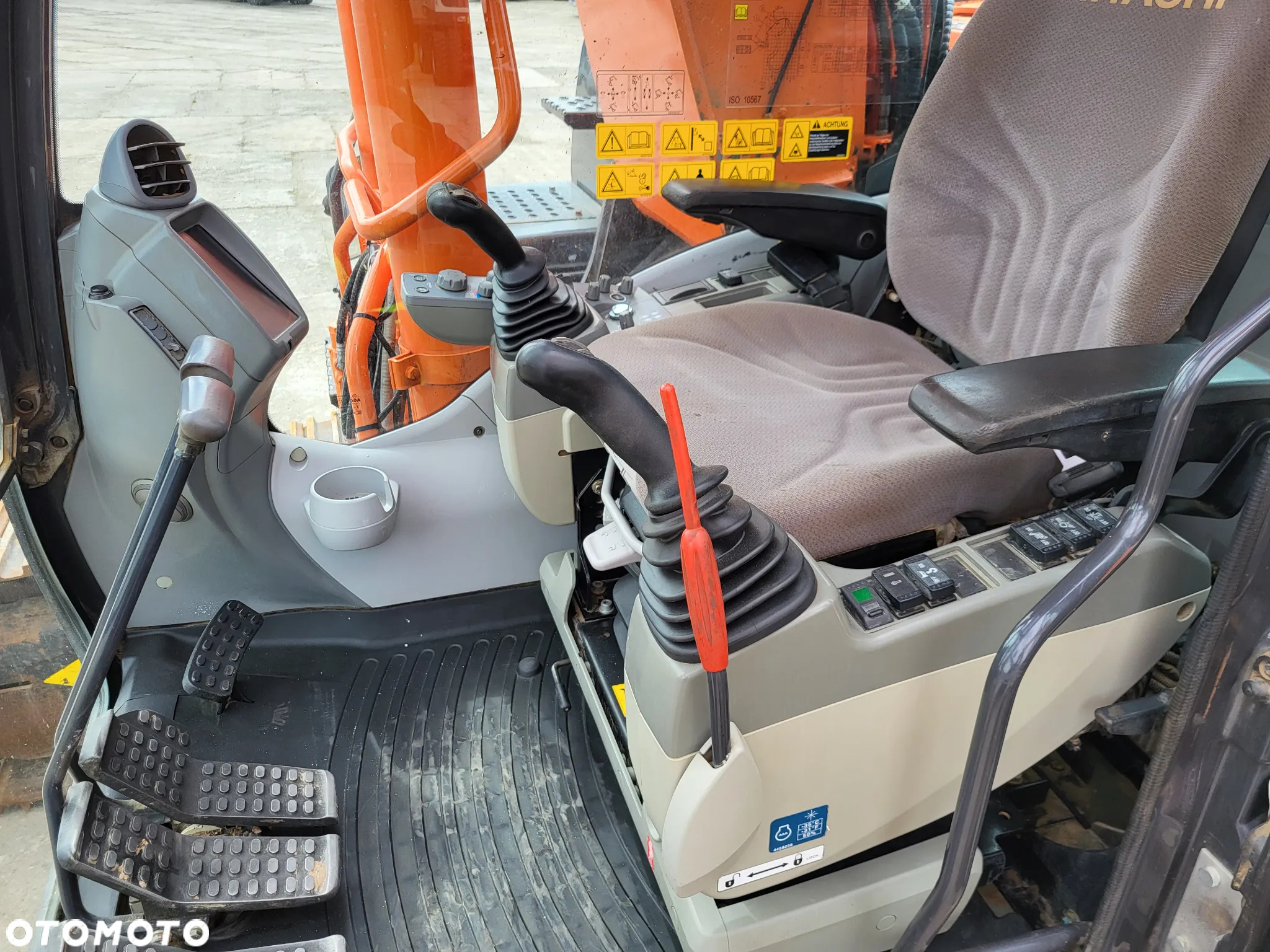 Hitachi ZX 210 LC spr z Niemiec - 7