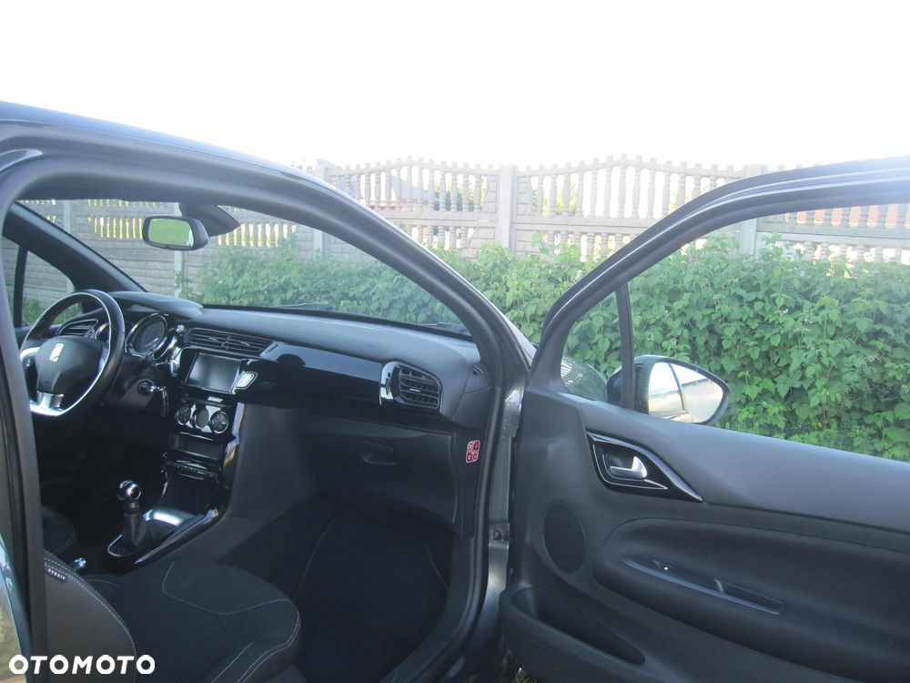 Citroën DS3 PureTech 110 Start & Stop SoChic - 11