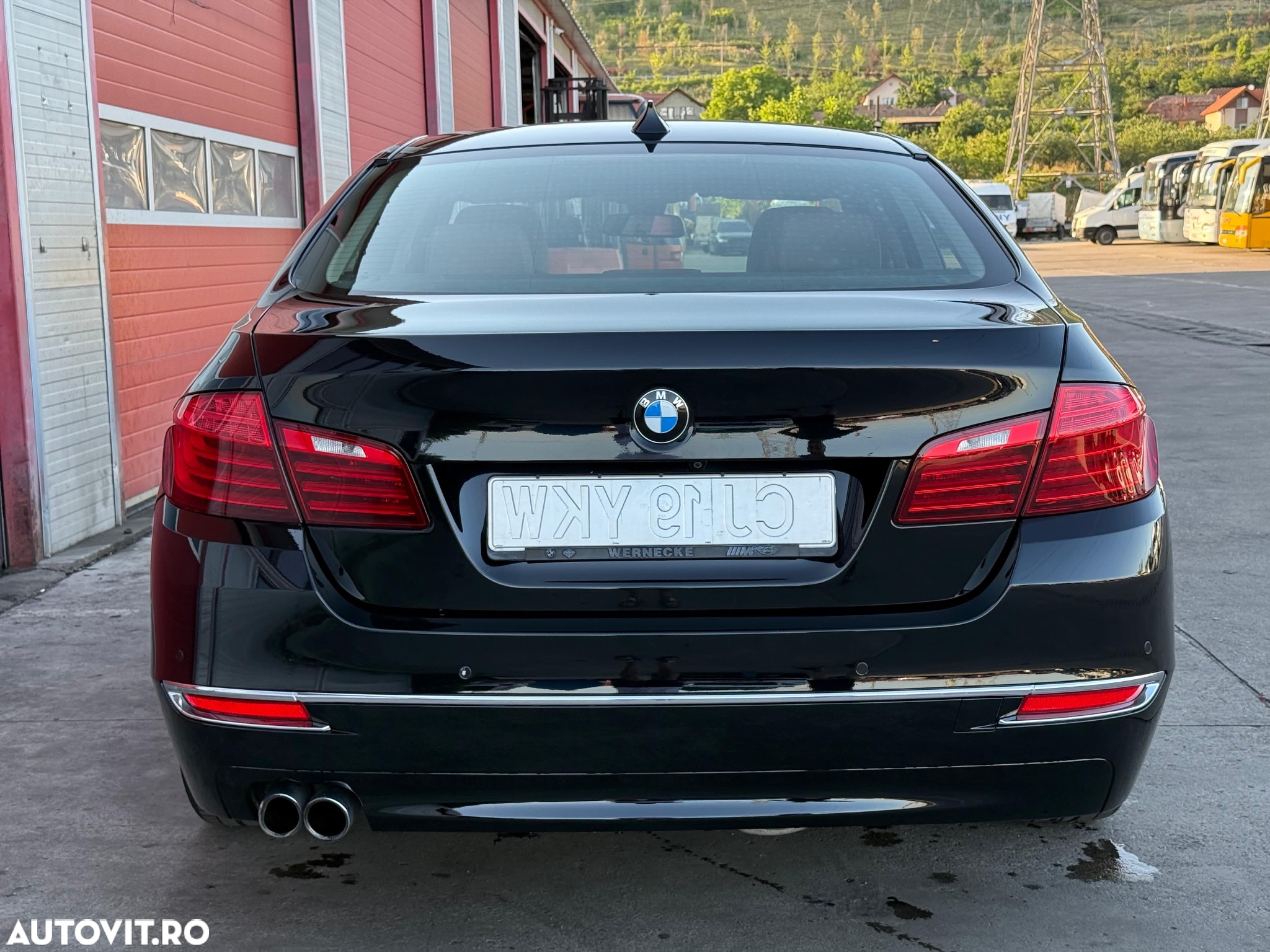 BMW Seria 5 520d xDrive AT - 26