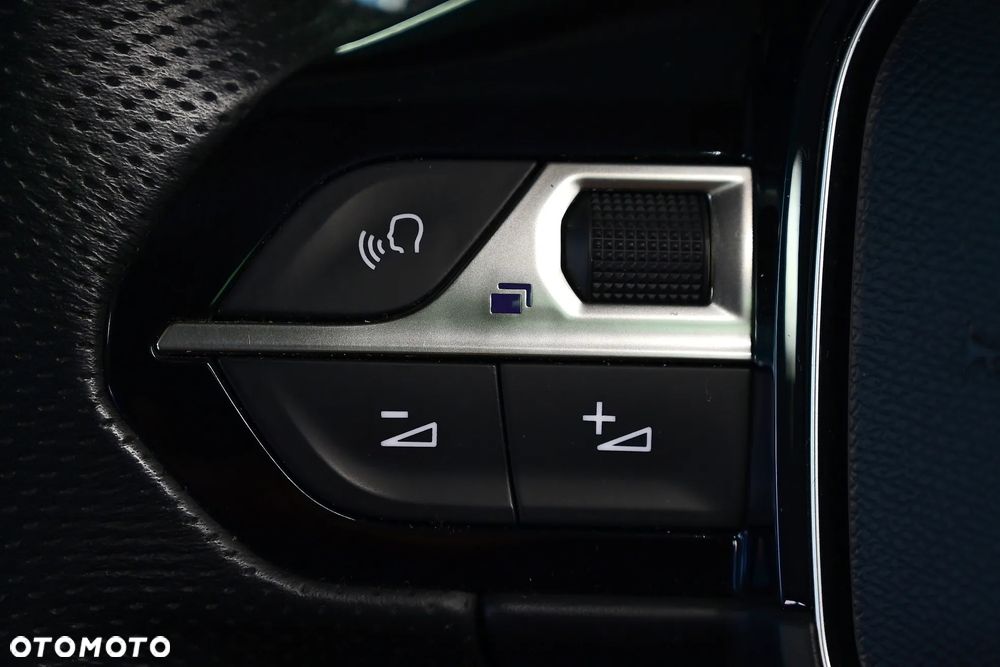 Peugeot 3008 2.0 BlueHDi GT S&S EAT8 - 28