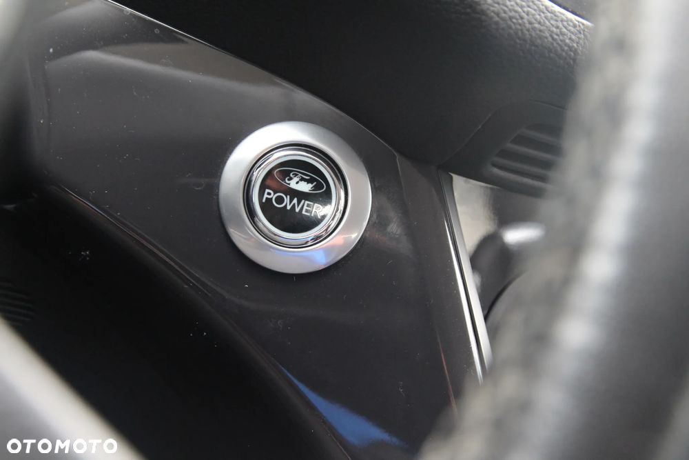 Ford Kuga 2.0 TDCi 4WD Titanium - 34
