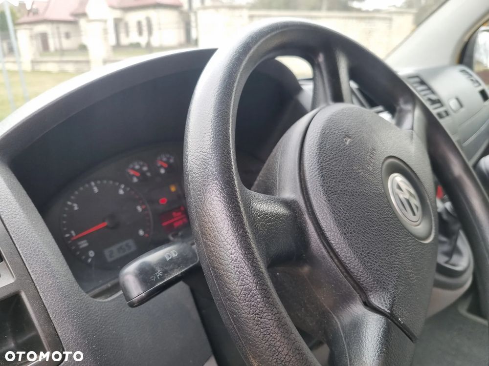 Volkswagen T5 - 17