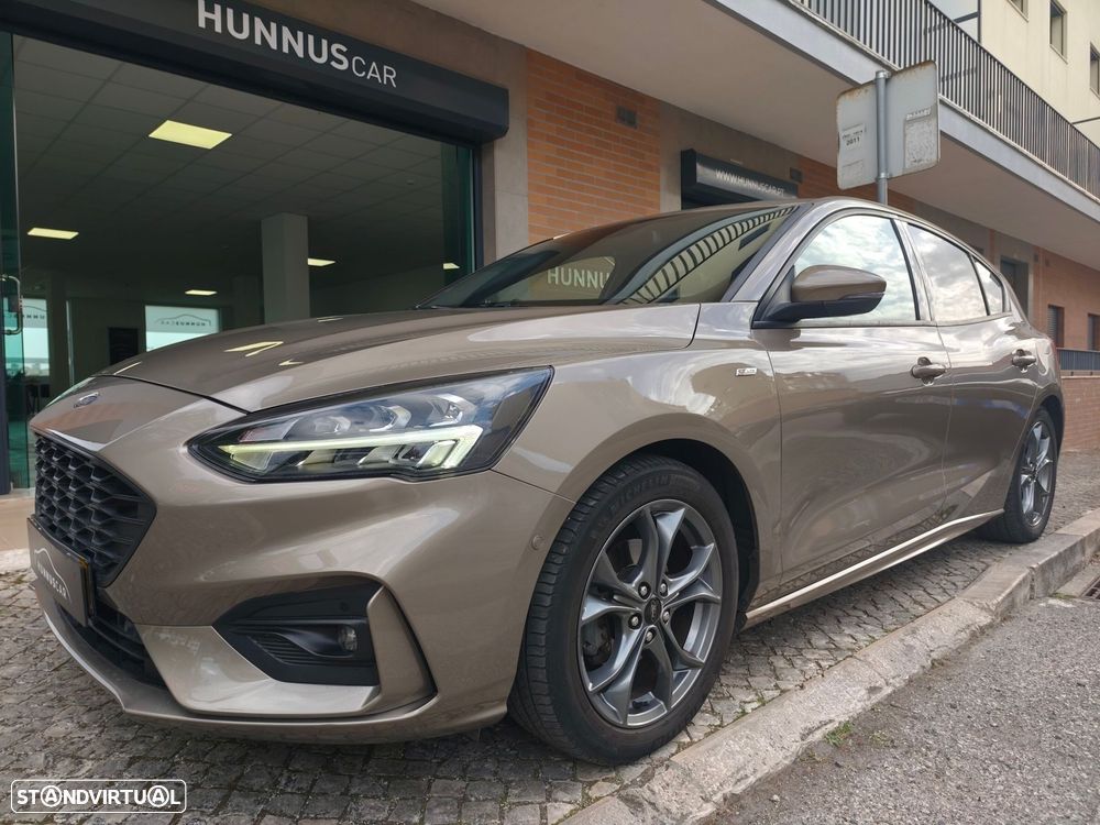Ford Focus 1.0 EcoBoost ST-Line X - 9