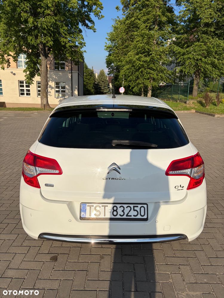 Citroën C4 HDi 110 Attraction - 10
