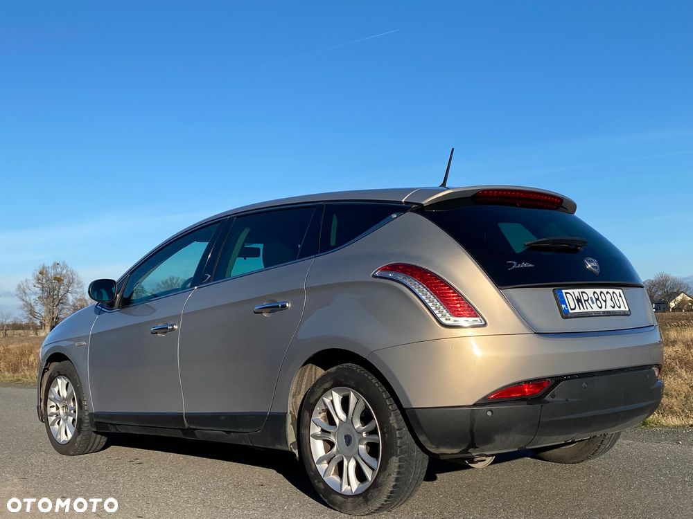 Lancia Delta 1.6 MJ Steel - 2