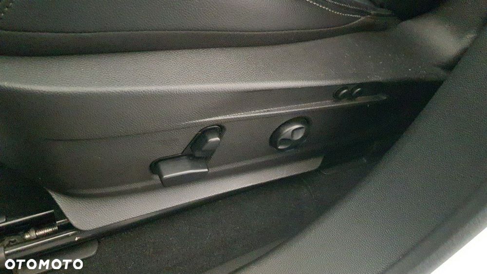 Alfa Romeo Stelvio - 25