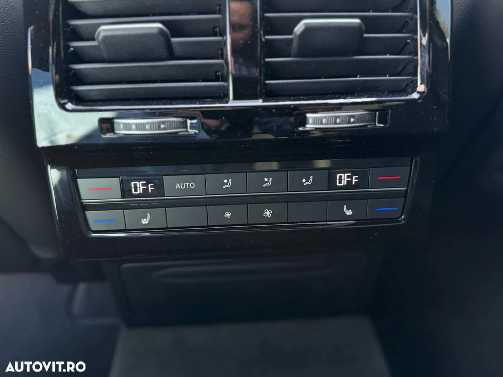 Volkswagen Touareg V6 TDI 4MOTION R-Line - 15
