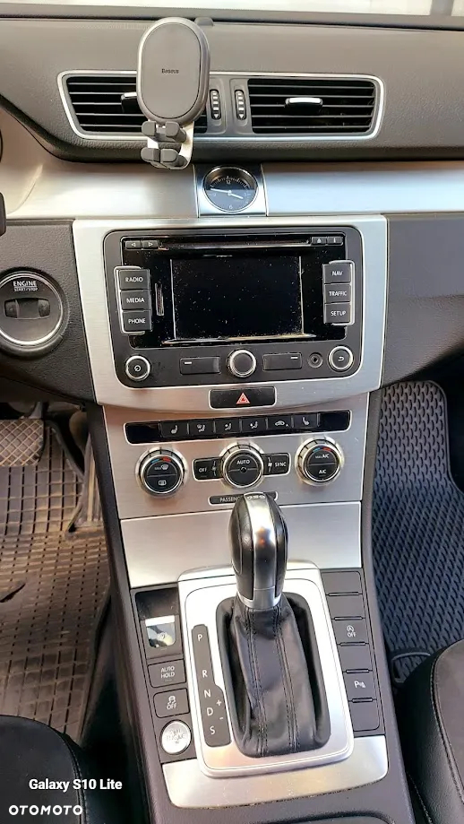 Volkswagen Passat 2.0 TDI Highline DSG - 12