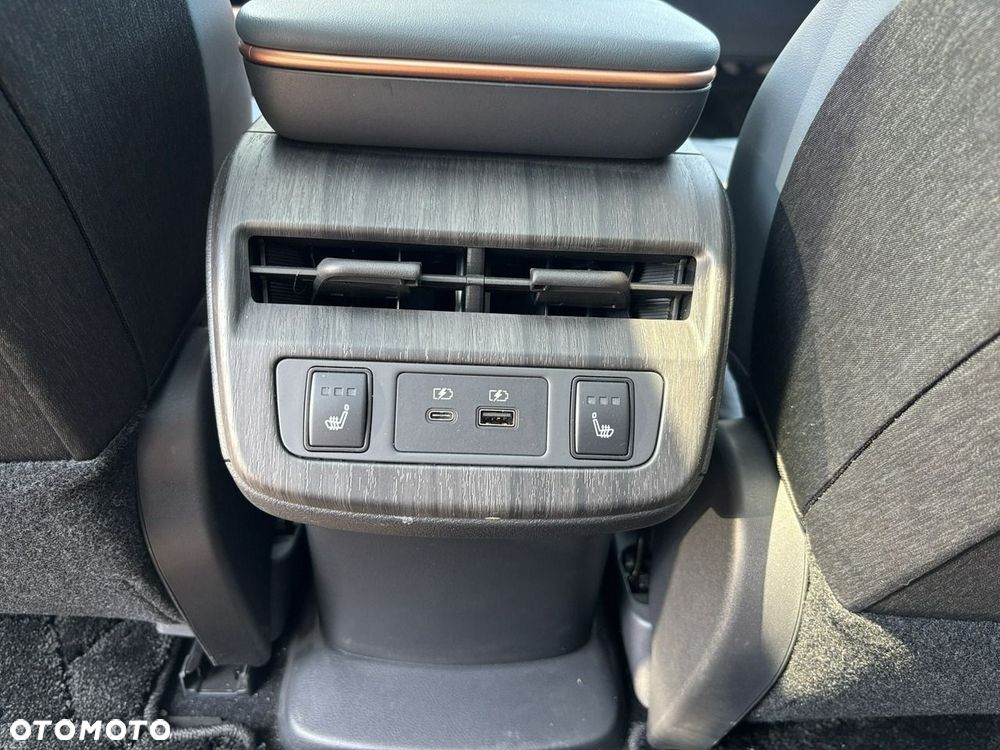 Nissan Ariya - 25