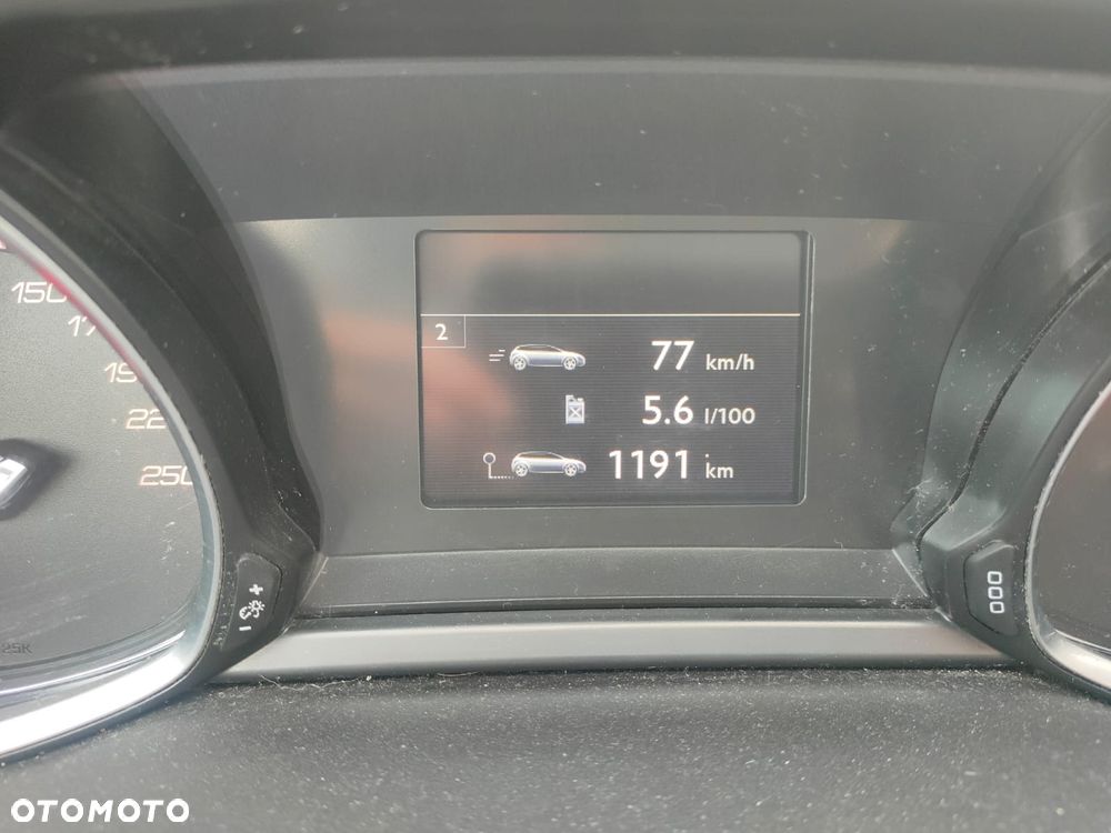 Peugeot 308 2.0 Blue HDi Allure S&S - 14