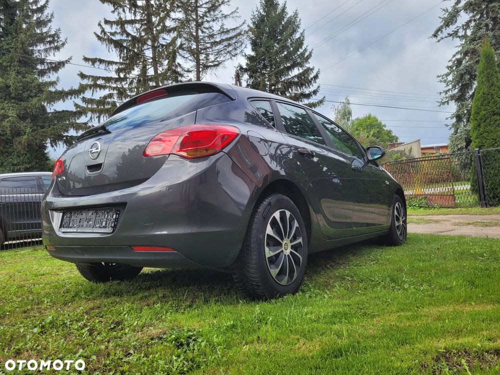Opel Astra 1.6 Innovation - 5