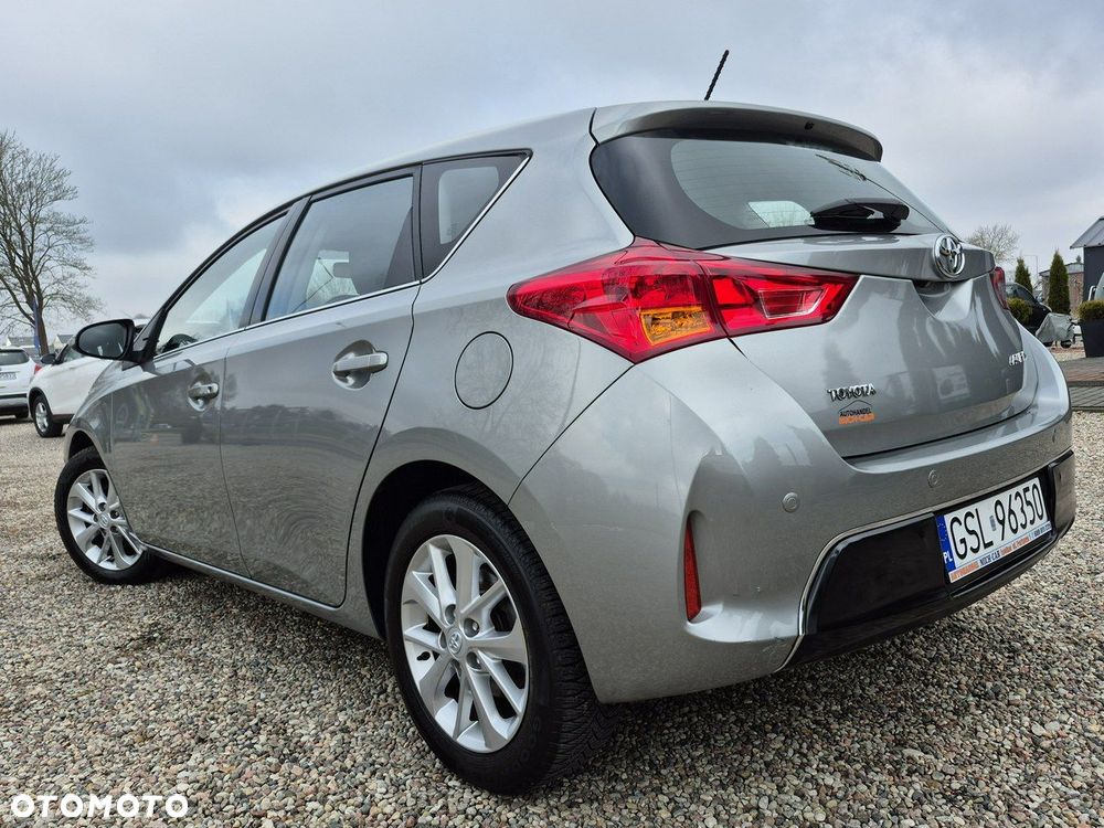 Toyota Auris - 30