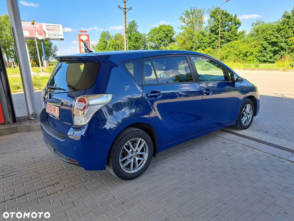 Toyota Verso - 8