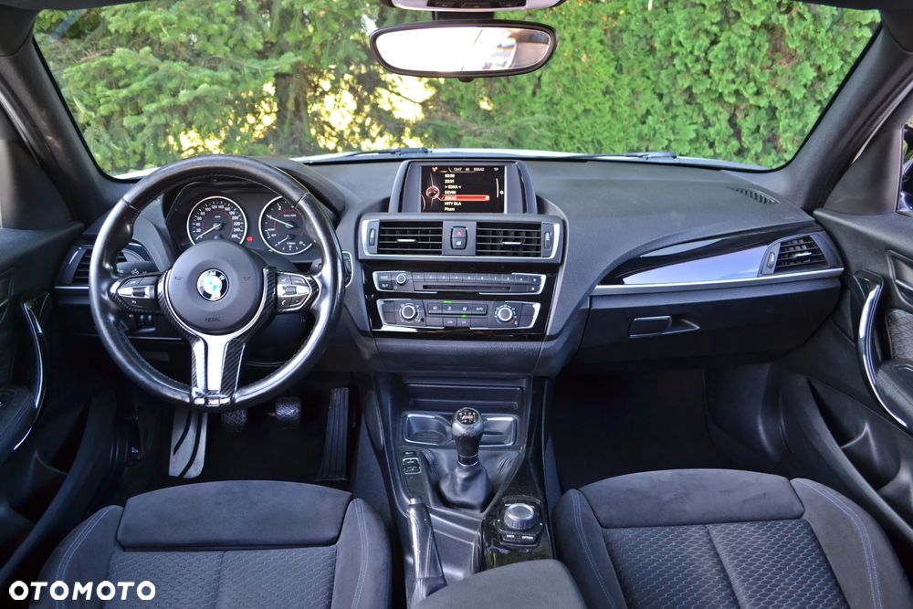 BMW Seria 1 116d Edition M Sport Shadow - 11