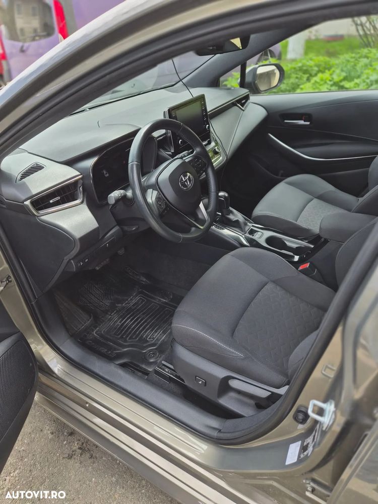 Toyota Corolla 1.8 HSD Dynamic - 2