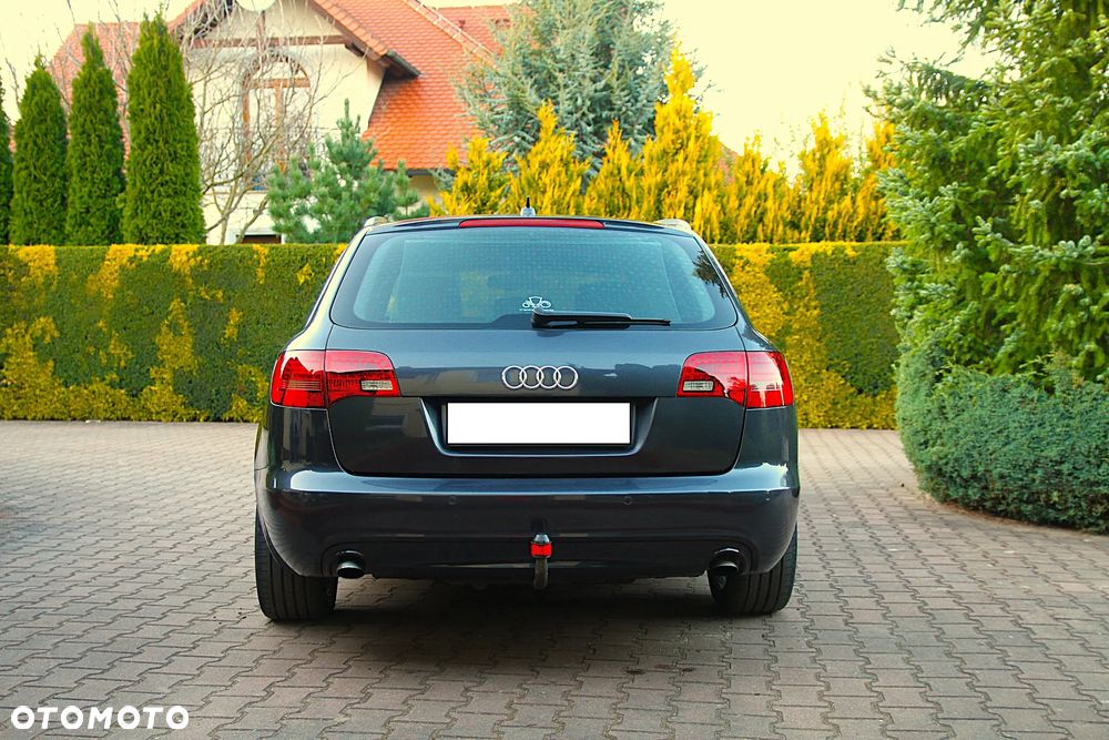 Audi A6 Avant - 10