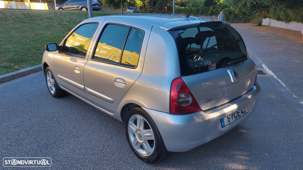 Renault Clio 1.2 SE Storia Confort - 3