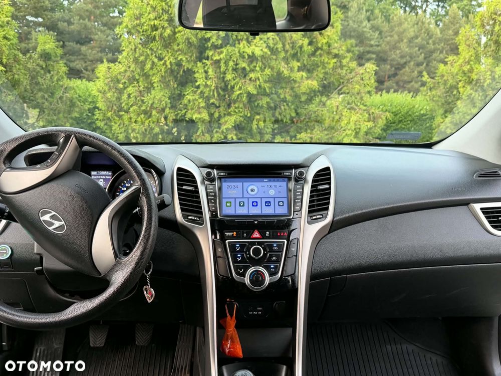 Hyundai i30 1.4 BlueDrive Classic - 4
