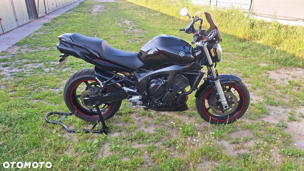 Yamaha FZ6 - 3