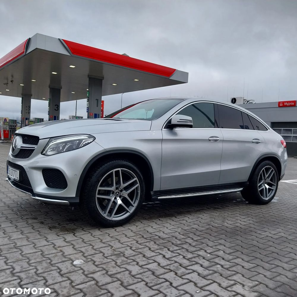 Mercedes-Benz GLE 350 d 4Matic 9G-TRONIC AMG Line - 35