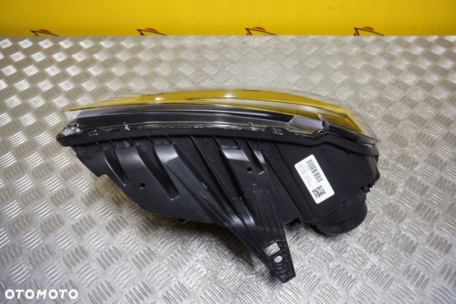 DODGE DURANGO 2014- REFLEKTOR LAMPA PRAWA CIEMNA ZWYKŁA Z LED USA - 6