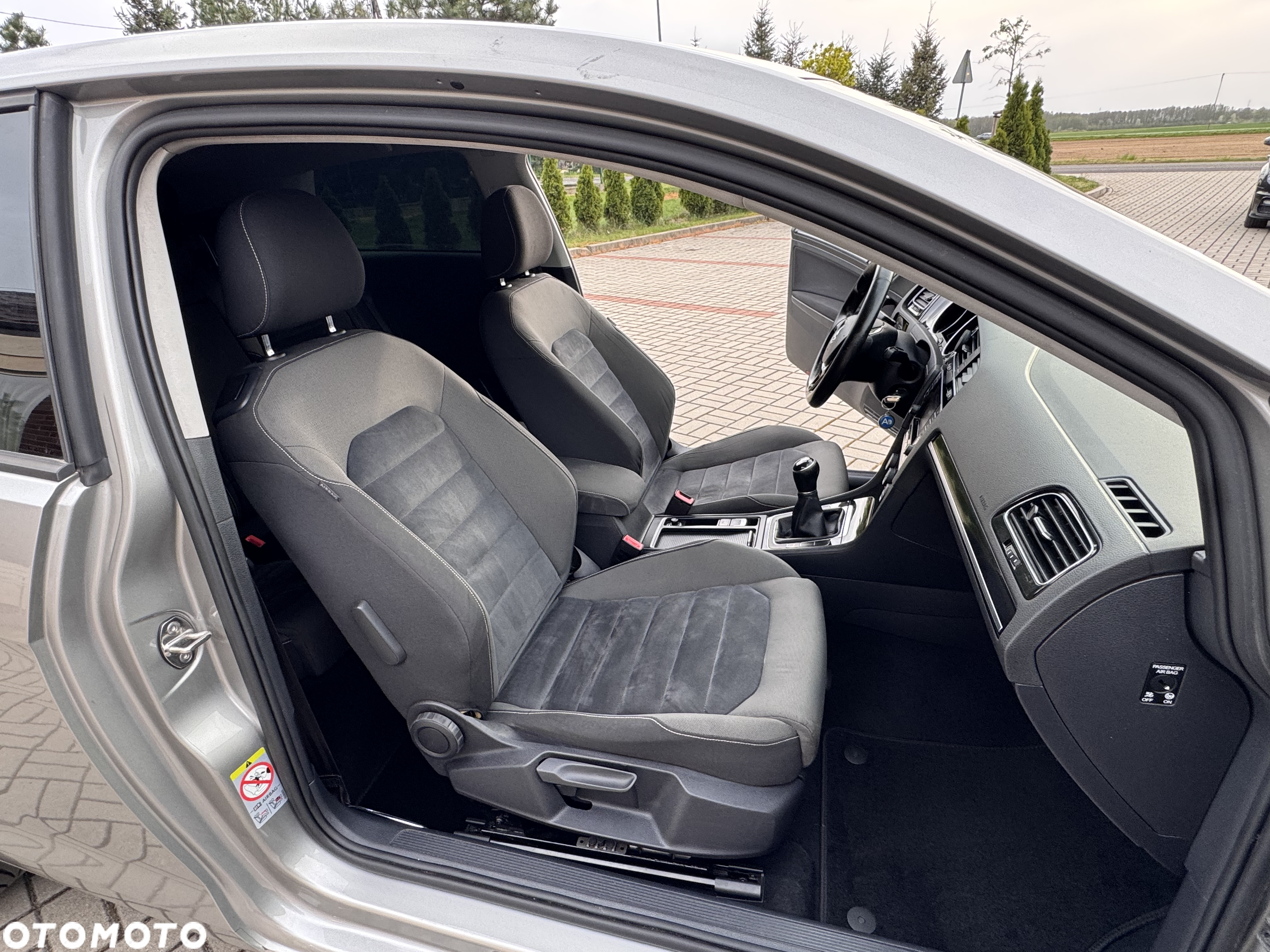 Volkswagen Golf 2.0 TDI (BlueMotion Technology) Highline - 13