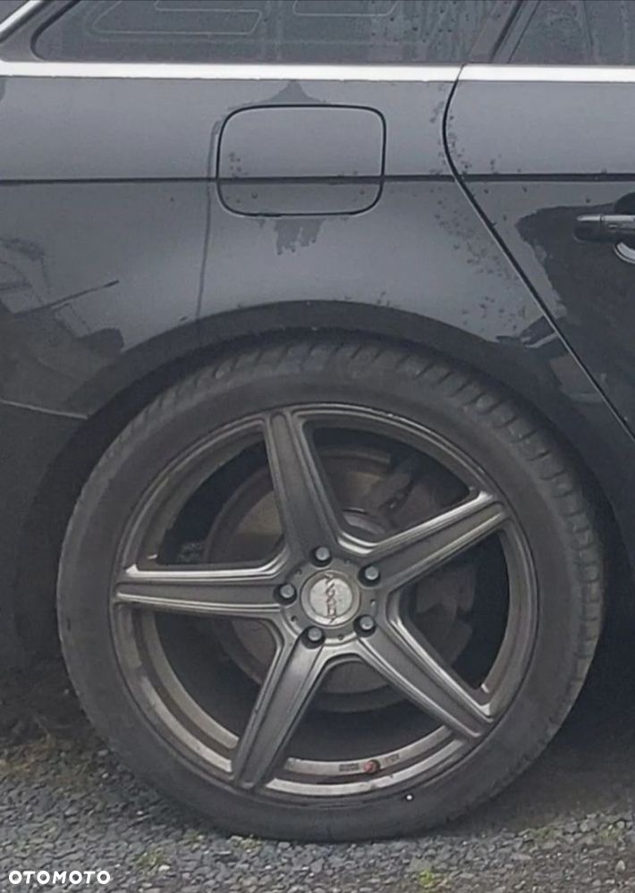 Audi A4 Avant 2.0 TDI - 21