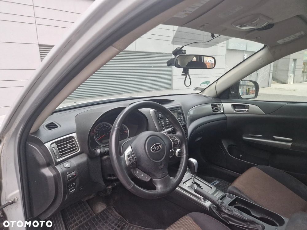 Subaru Impreza 2.0 R XV - 6