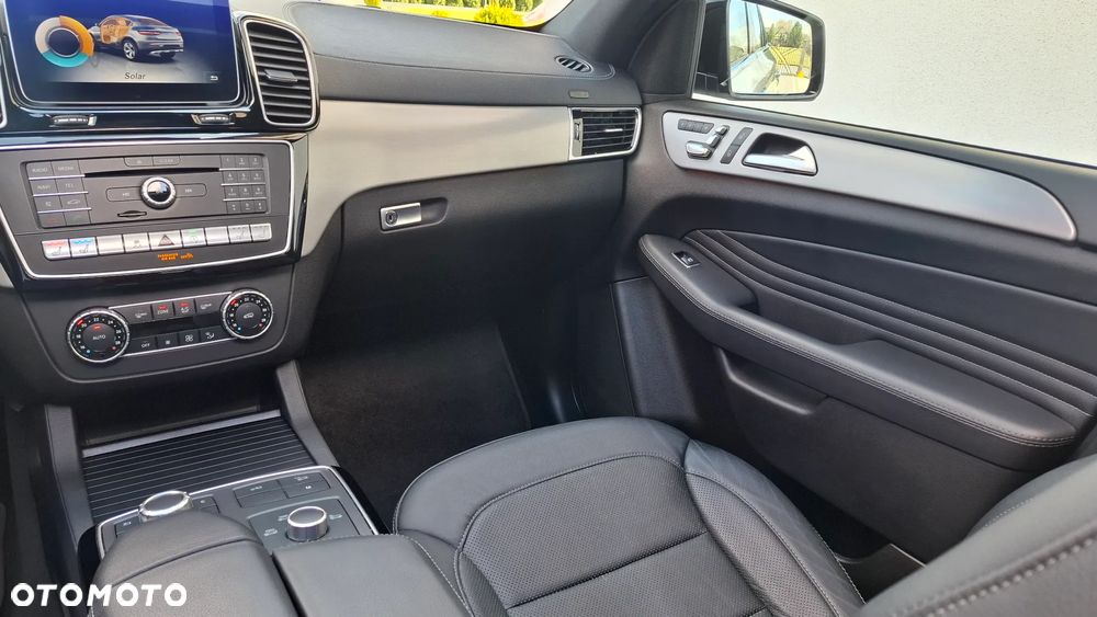 Mercedes-Benz GLE - 35