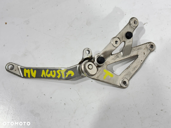 Set kierowcy L  MV AGUSTA Brutale 800 Dragster
