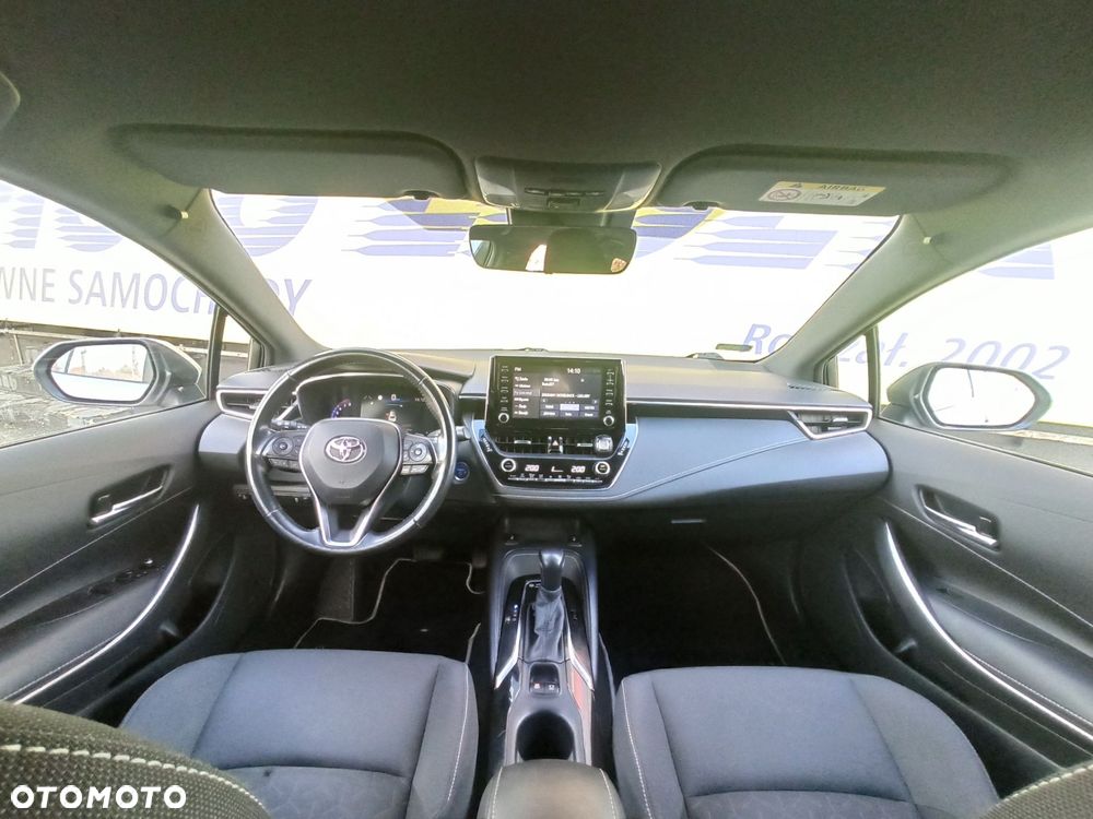 Toyota Corolla - 12