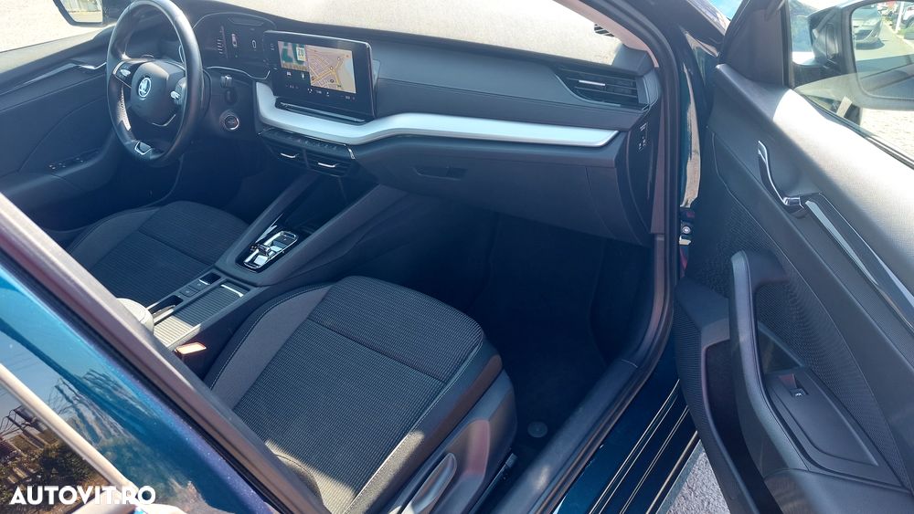 Skoda Octavia 2.0 TDI DSG First Edition - 8