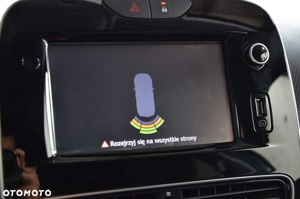 Renault Clio - 39
