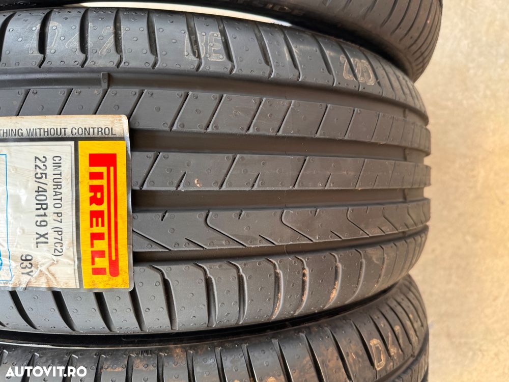 Vând 4 anvelope 225/40/19 Pirelli de vară noi - 3