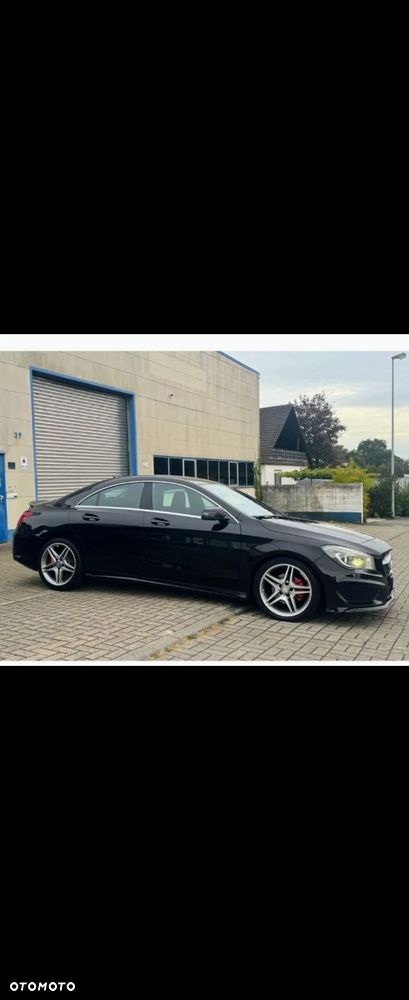 Mercedes-Benz CLA 180 UrbanStyle Edition - 1